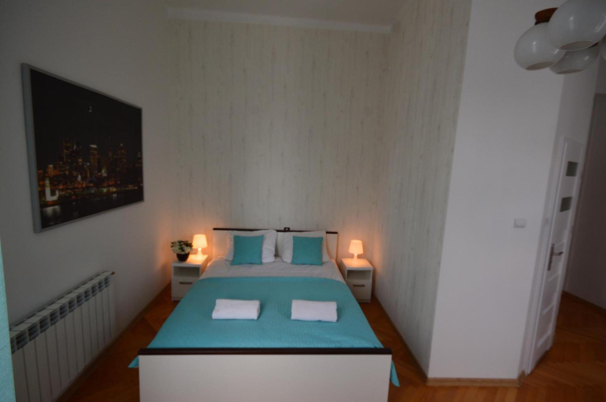 Royal Castle Apartments Краков Экстерьер фото