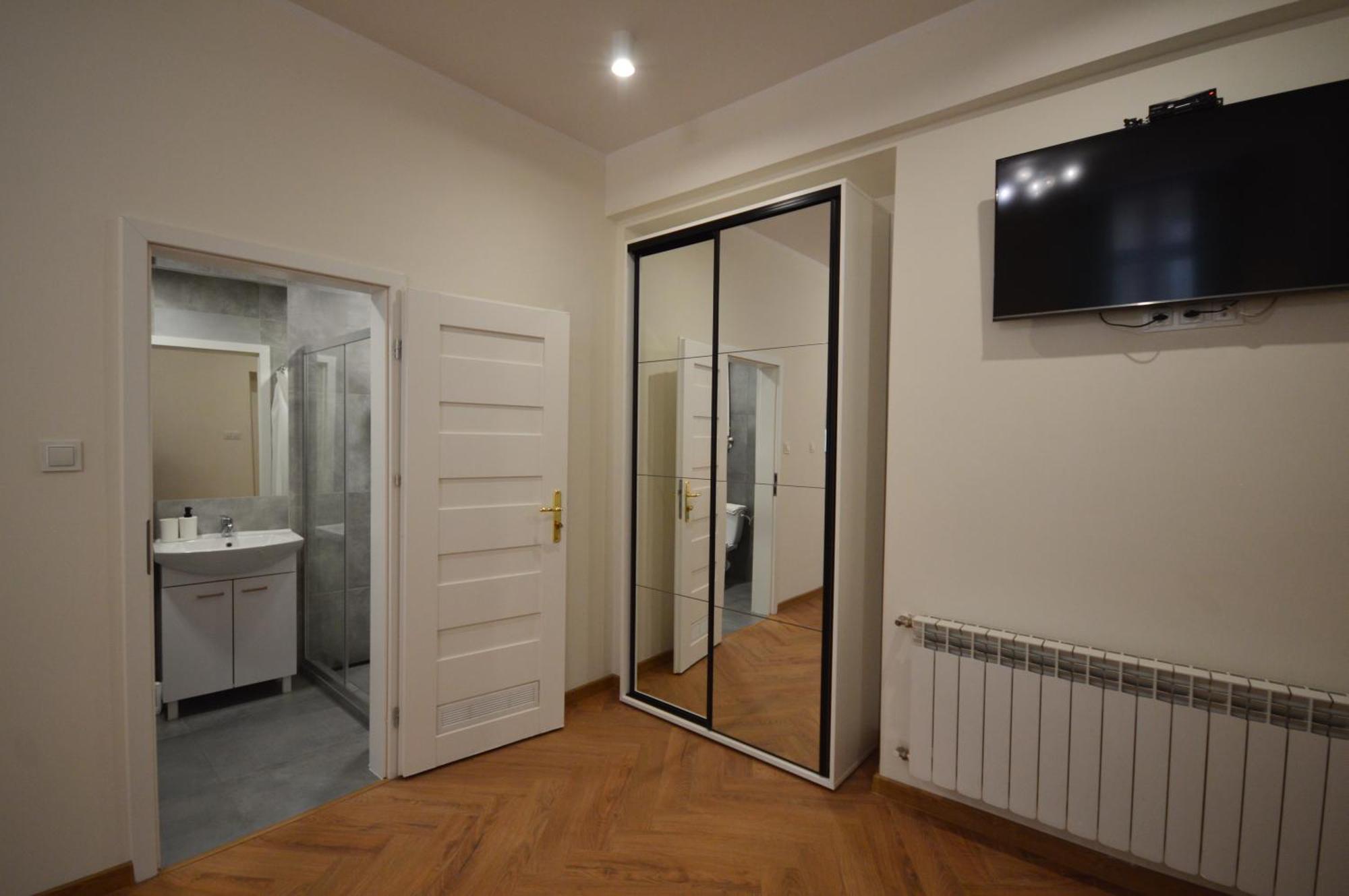 Royal Castle Apartments Краков Экстерьер фото